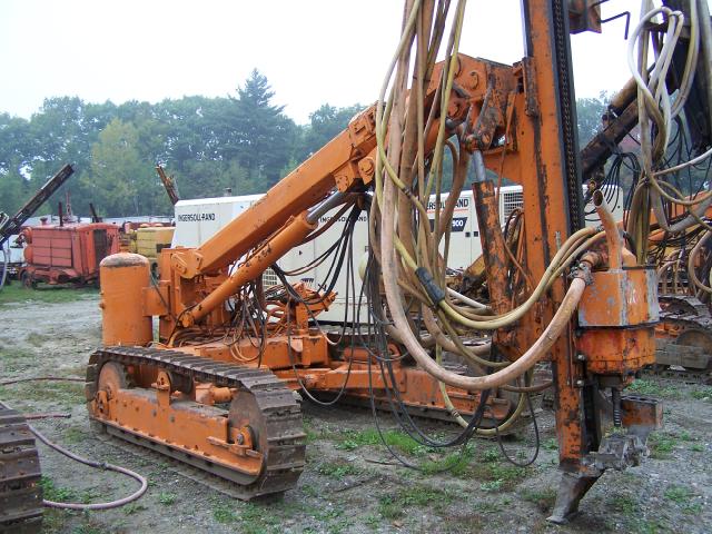 Drilling of tracks